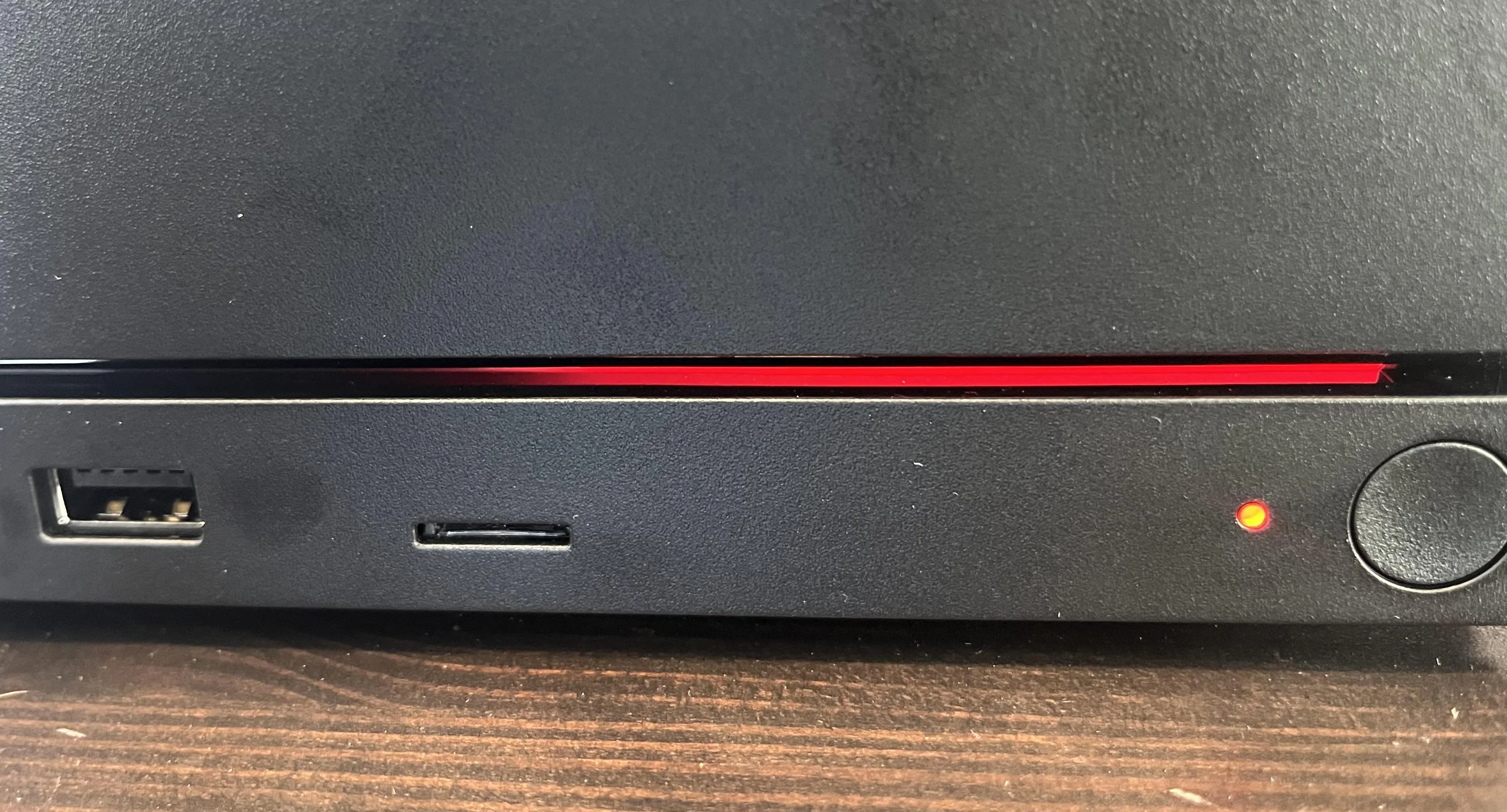 Steam Machine'in ilk büyük donanım arızası 'Kırmızı Ölüm Çizgisi' olarak adlandırıldı